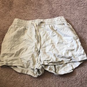 Khaki lenin shorts